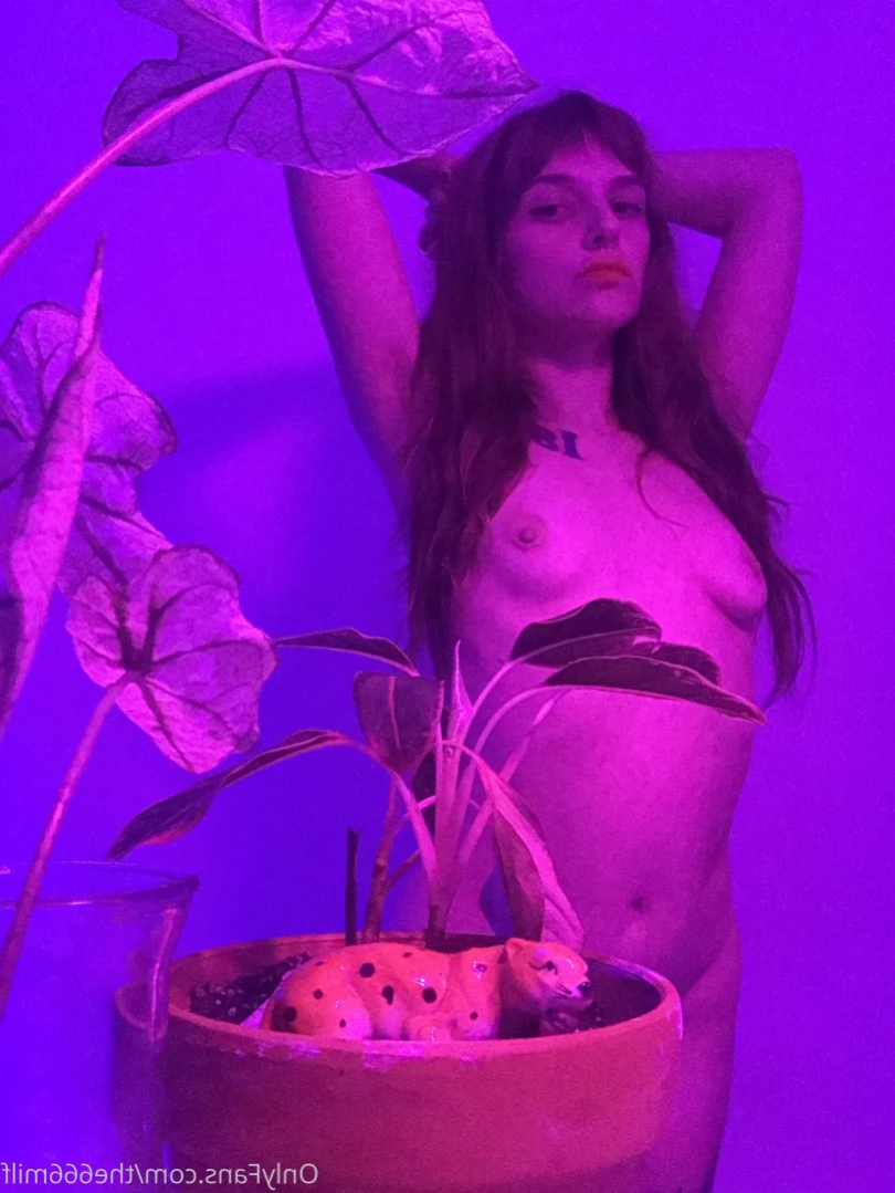 Paris Bush ♡BUTT STUFF 🍑🍩 [ parisbush ] Onlyfans leaked photo 11101755 on Hotleaks.tv