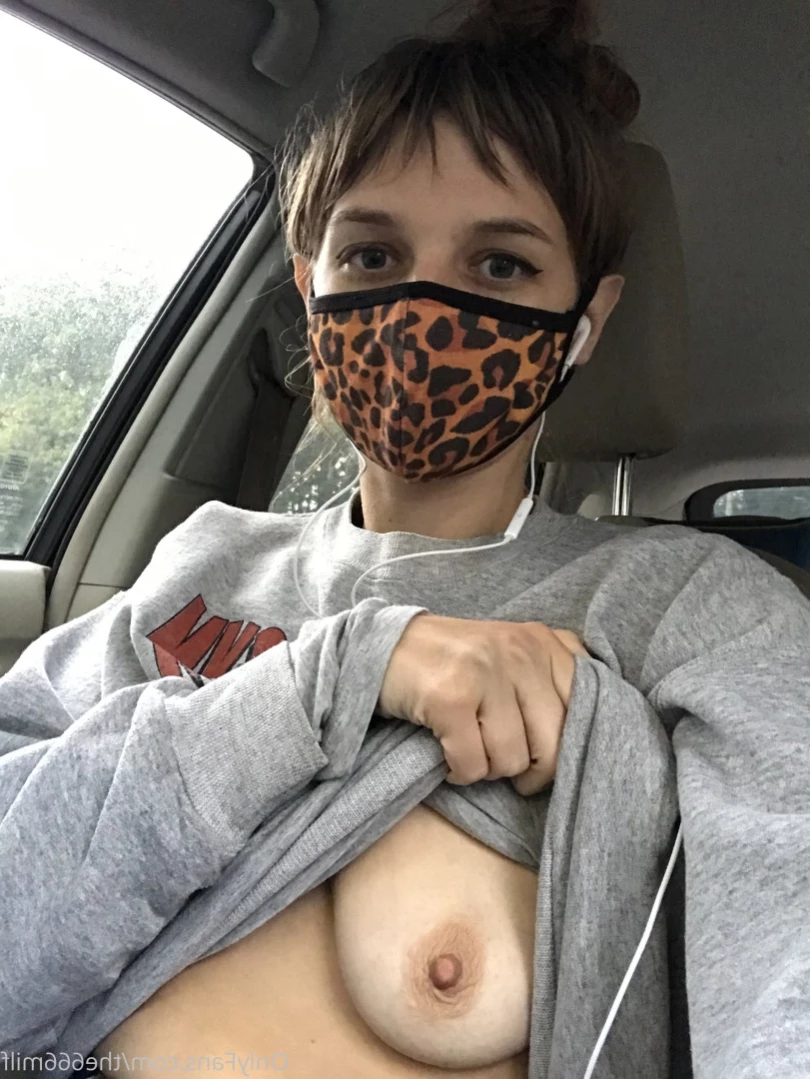 Paris Bush ♡BUTT STUFF 🍑🍩 [ parisbush ] Onlyfans leaked photo 14133451 on Hotleaks.tv