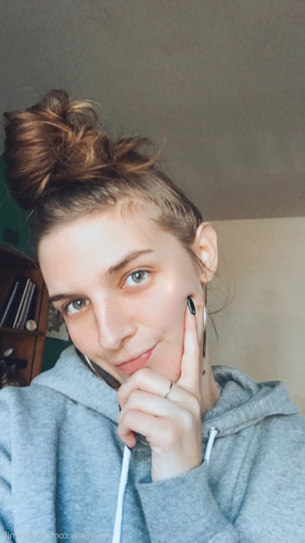 Paris Bush ♡BUTT STUFF 🍑🍩 [ parisbush ] Onlyfans leaked photo 15111343 on Hotleaks.tv
