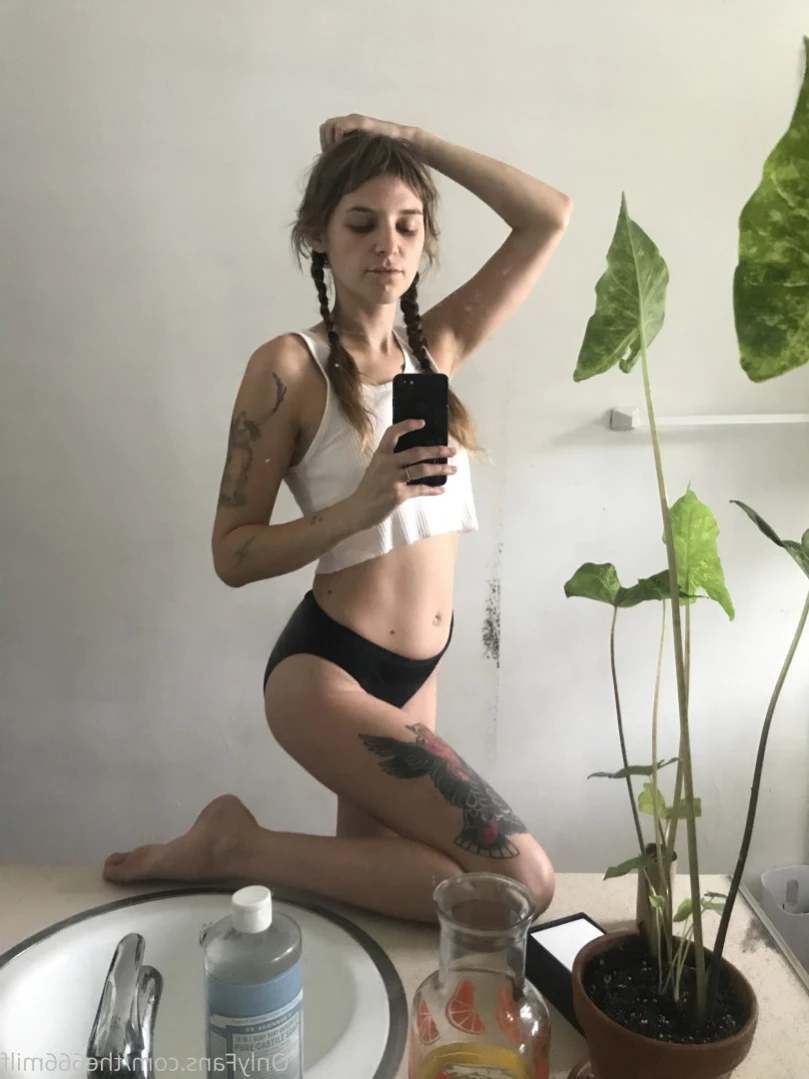 Paris Bush ♡BUTT STUFF 🍑🍩 [ parisbush ] Onlyfans leaked photo 15387330 on Hotleaks.tv