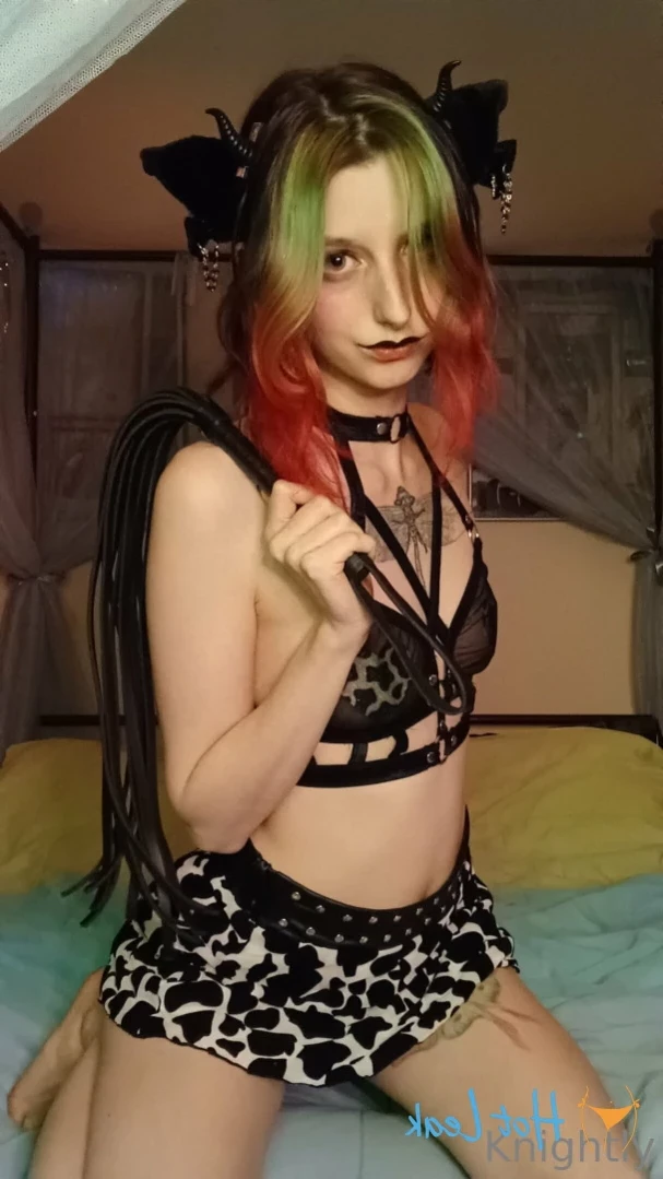 Kat [ edgykittykat ] Onlyfans leaked photo 12492885 on Hotleaks.tv
