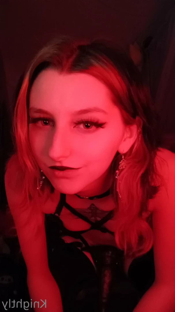 Kat [ edgykittykat ] Onlyfans leaked photo 16160222 on Hotleaks.tv