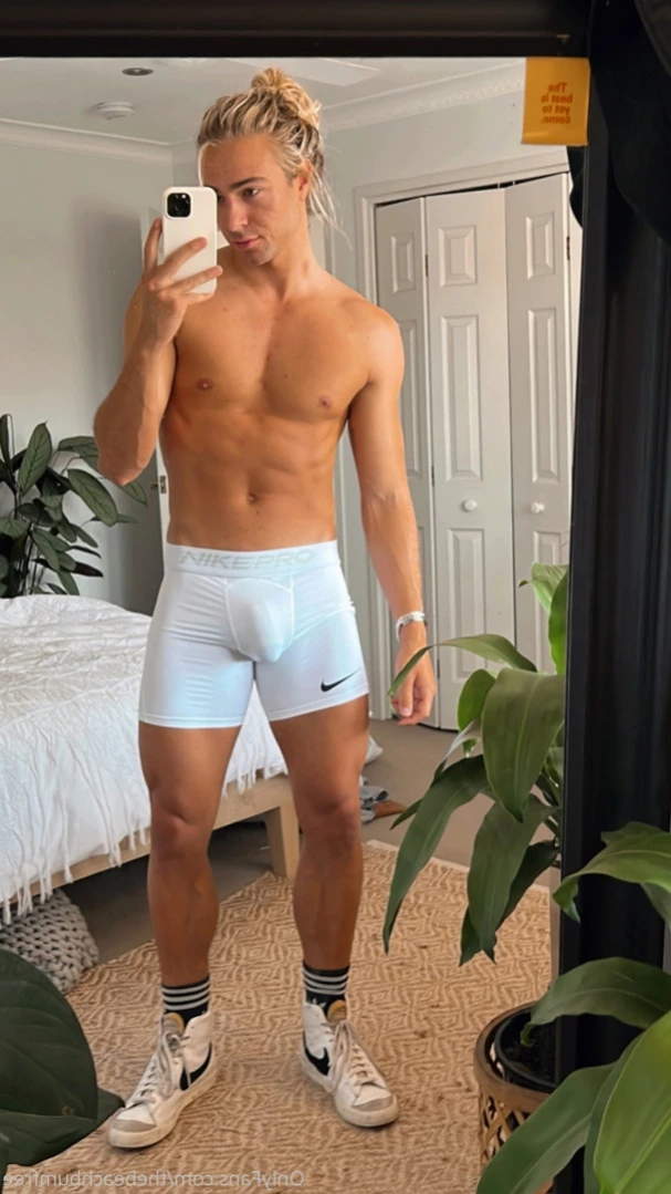 Nathaniel Taplin [ thebeachbumfree ] Onlyfans leaked photo 15283834 on Hotleaks.tv