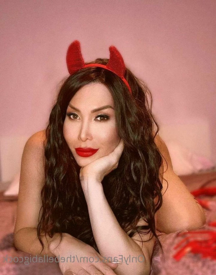 𝗦𝗢𝗙𝗜𝗔 𝗧𝗥𝗔𝗡𝗦 𝗩𝗜𝗗𝗘𝗢𝗖𝗔𝗟𝗟/𝗖𝗨𝗦𝗧𝗢𝗠 💦𝗔𝗡𝗗 𝗦𝗘𝗫 [ thebellabigcock ] Onlyfans leaked photo 5264931 on Hotleaks.tv