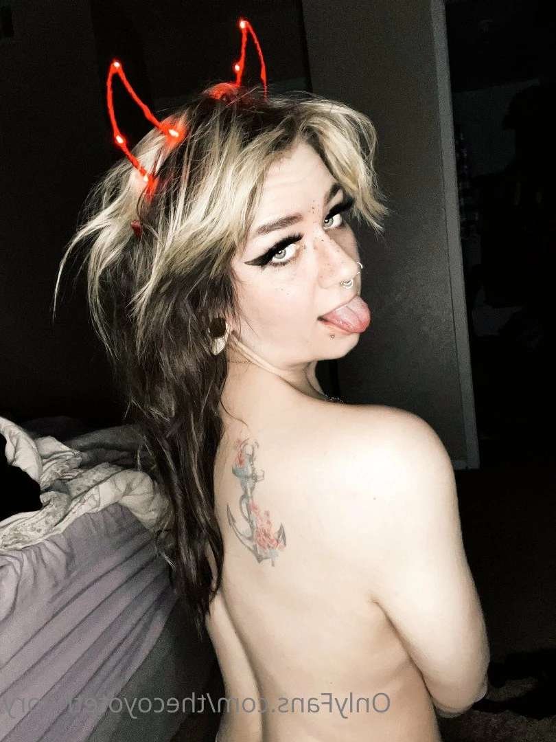 Alyxzandra✨🔪 [ thecoyotetheory ] Onlyfans leaked photo 4938127 on Hotleaks.tv