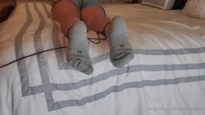 15868904