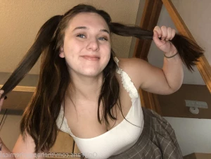 4935596