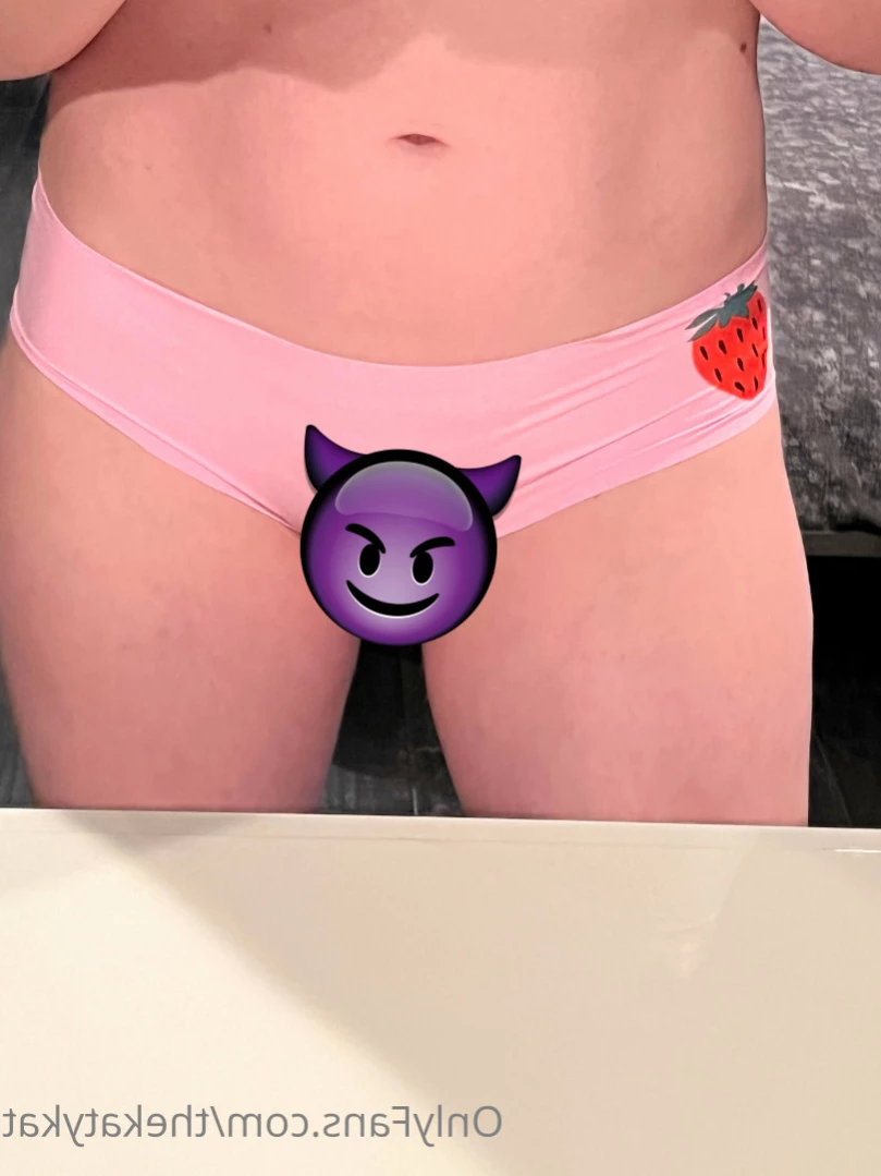🍀 Katy Kat 🍀 [ thekatykat ] Onlyfans leaked photo 11724587 on Hotleaks.tv