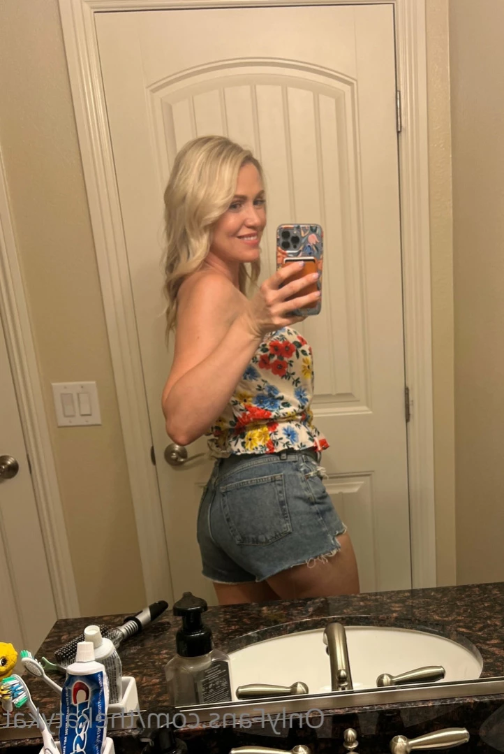 🍀 Katy Kat 🍀 [ thekatykat ] Onlyfans leaked photo 14583995 on Hotleaks.tv
