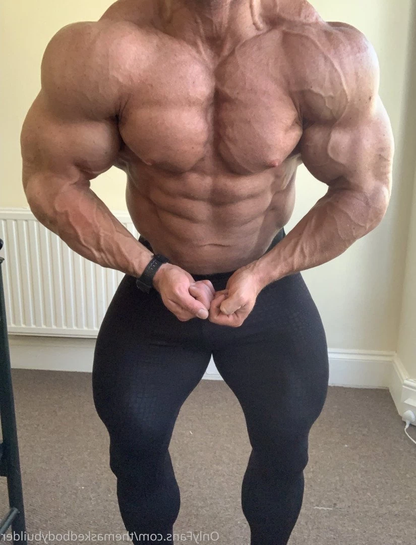 The masked bodybuider [ themaskedbodybuilder ] Onlyfans leaked photo 4861327 on Hotleaks.tv