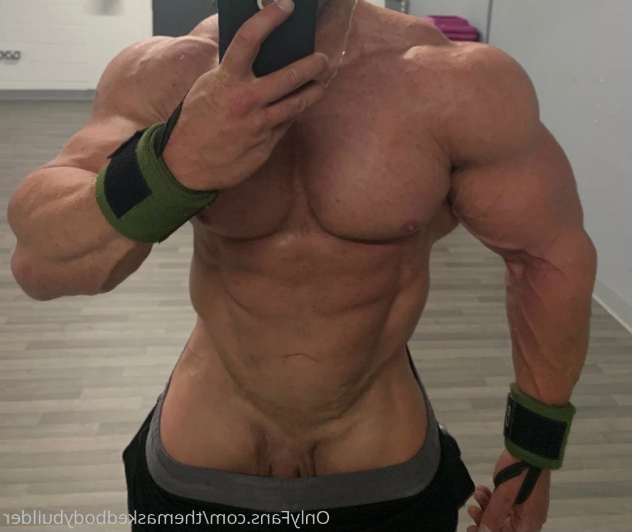 The masked bodybuider [ themaskedbodybuilder ] Onlyfans leaked photo 4861394 on Hotleaks.tv