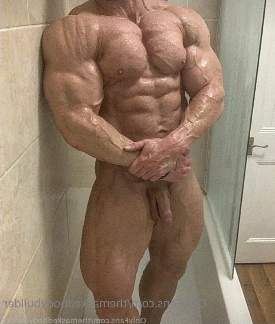 The masked bodybuider [ themaskedbodybuilder ] Onlyfans leaked photo 4861424 on Hotleaks.tv