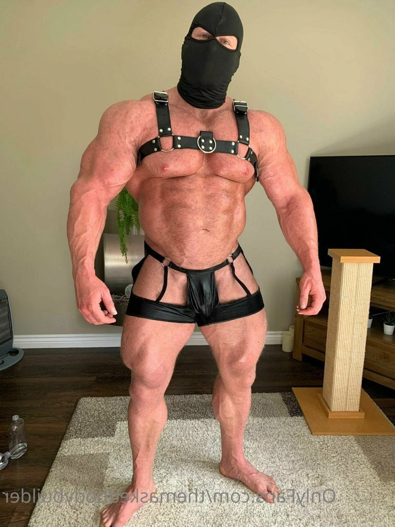 The masked bodybuider [ themaskedbodybuilder ] Onlyfans leaked photo 4861535 on Hotleaks.tv