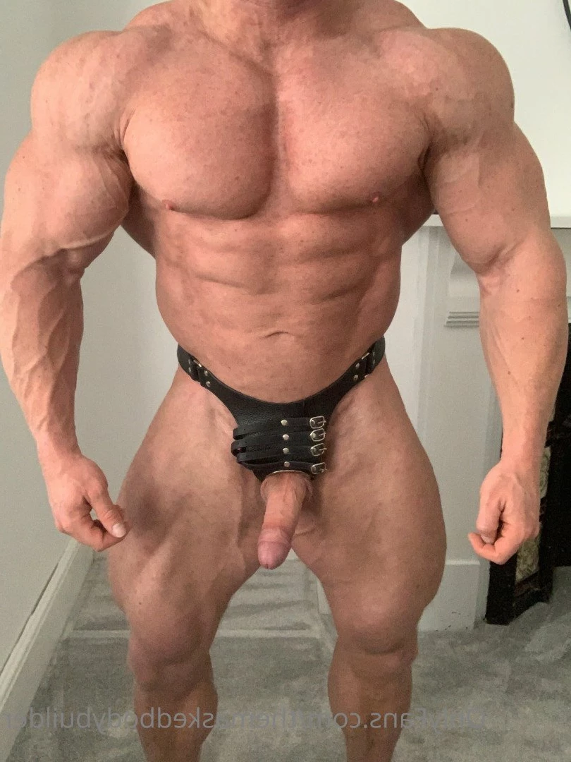 The masked bodybuider [ themaskedbodybuilder ] Onlyfans leaked photo 4861579 on Hotleaks.tv