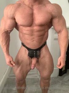 4861579