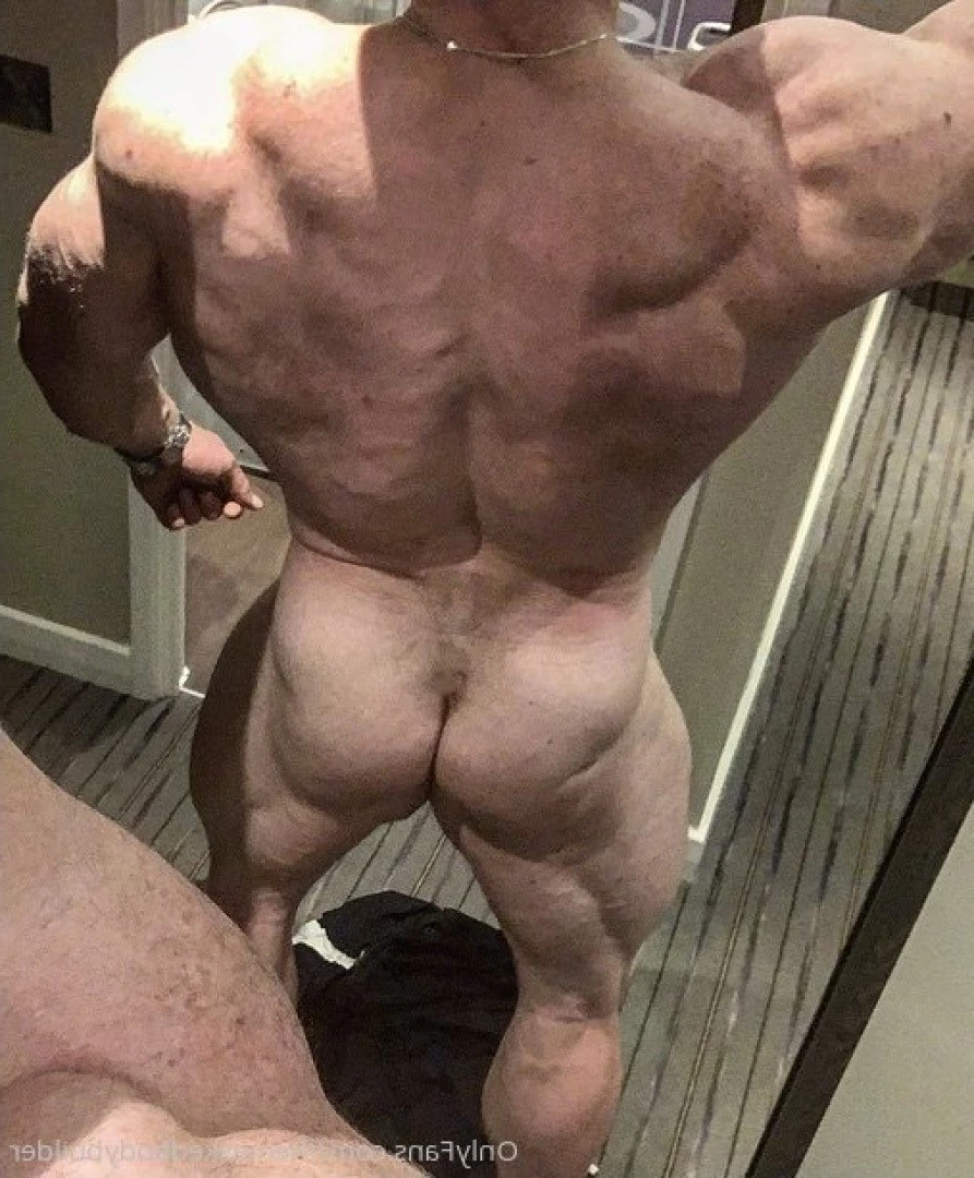 The masked bodybuider [ themaskedbodybuilder ] Onlyfans leaked photo 4861625 on Hotleaks.tv