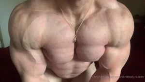 The masked bodybuider [ themaskedbodybuilder ] Onlyfans leaked video 5422081 on Hotleaks.tv