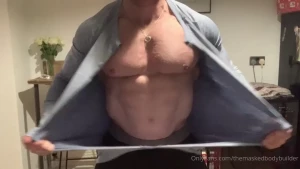The masked bodybuider [ themaskedbodybuilder ] Onlyfans leaked video 5422144 on Hotleaks.tv