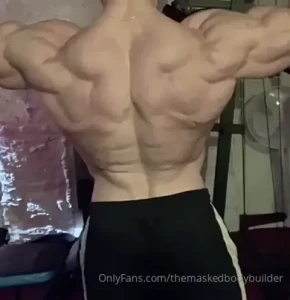 The masked bodybuider [ themaskedbodybuilder ] Onlyfans leaked video 5422165 on Hotleaks.tv