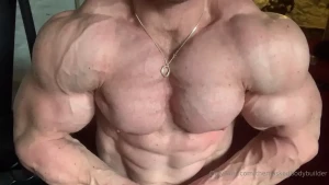 The masked bodybuider [ themaskedbodybuilder ] Onlyfans leaked video 5422191 on Hotleaks.tv
