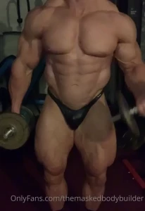 The masked bodybuider [ themaskedbodybuilder ] Onlyfans leaked video 5422360 on Hotleaks.tv