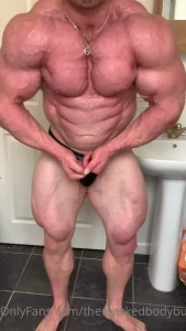 The masked bodybuider [ themaskedbodybuilder ] Onlyfans leaked video 5422376 on Hotleaks.tv