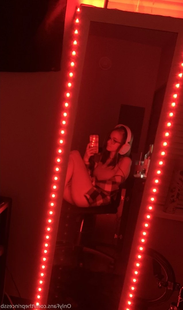 A [ theprincessb ] Onlyfans leaked photo 4929688 on Hotleaks.tv