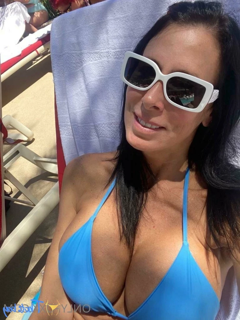 Reagan Foxx [ thereaganfoxx ] Onlyfans leaked photo 18584833 on Hotleaks.tv