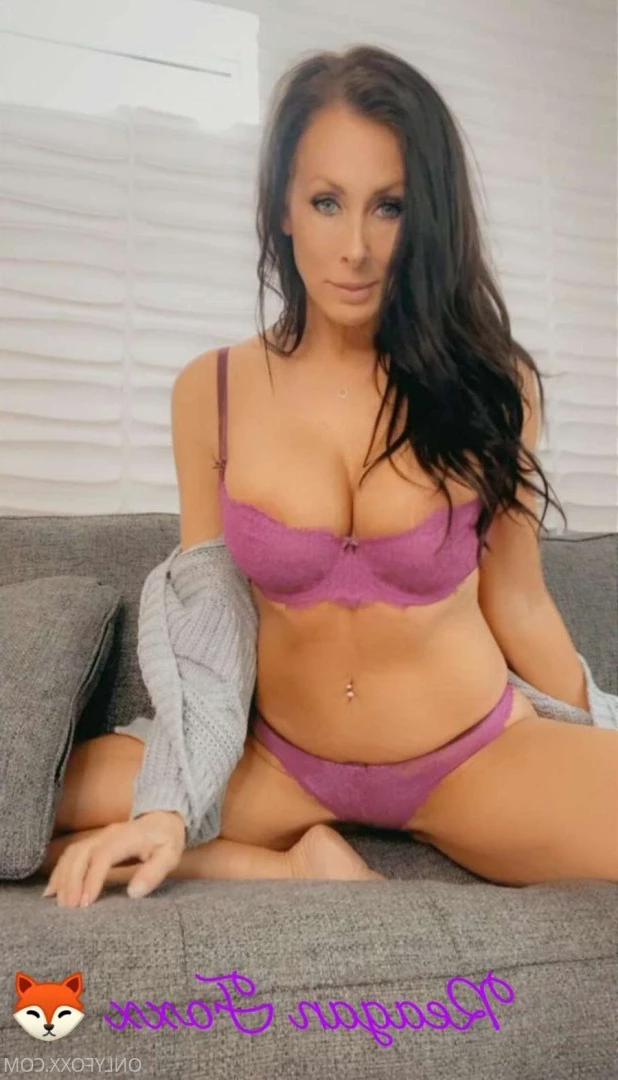 Reagan Foxx [ thereaganfoxx ] Onlyfans leaked photo 7881398 on Hotleaks.tv