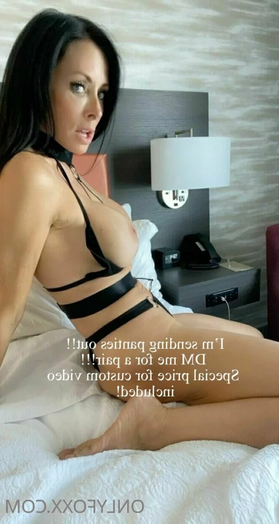 Reagan Foxx [ thereaganfoxx ] Onlyfans leaked photo 7881477 on Hotleaks.tv