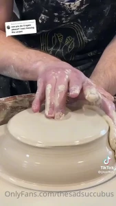 5425561