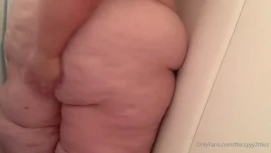 5426902