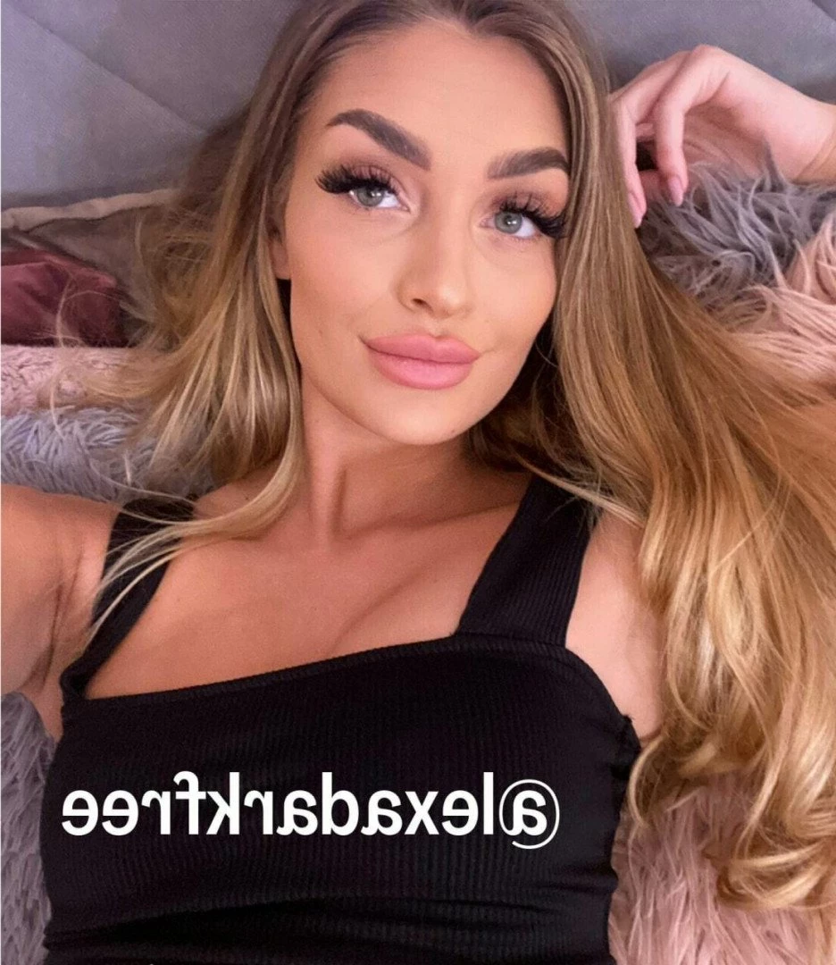 THICK BABY ZARA 🍓 [ thickkbabyzara ] Onlyfans leaked photo 4849258 on Hotleaks.tv