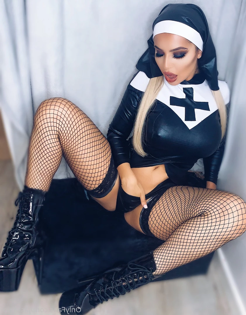 JASMIN M 👸🏼 [ jasminm ] Onlyfans leaked photo 9540910 on Hotleaks.tv