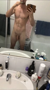 4880506