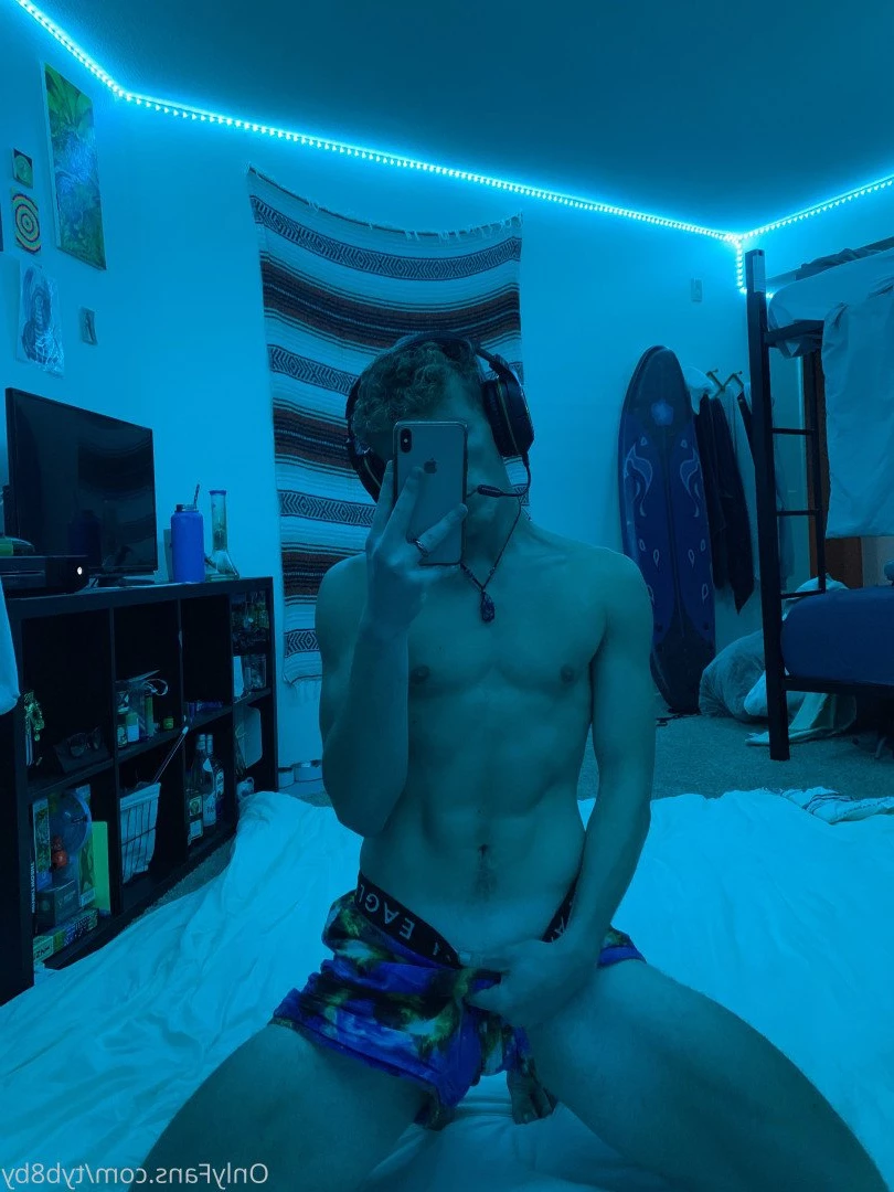 ty🌹 [ tyb8by ] Onlyfans leaked photo 4838015 on Hotleaks.tv