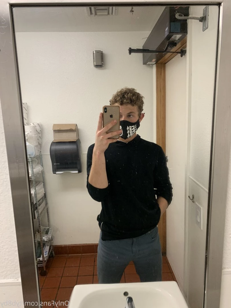 ty🌹 [ tyb8by ] Onlyfans leaked photo 4838137 on Hotleaks.tv