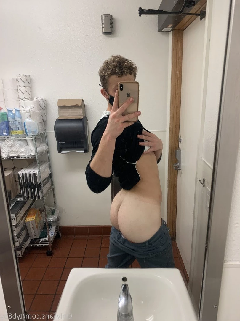 ty🌹 [ tyb8by ] Onlyfans leaked photo 4838185 on Hotleaks.tv