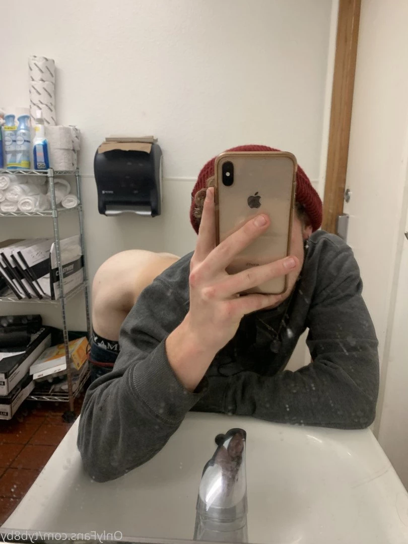 ty🌹 [ tyb8by ] Onlyfans leaked photo 4838298 on Hotleaks.tv