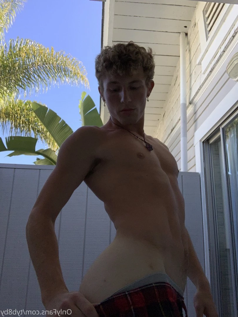 ty🌹 [ tyb8by ] Onlyfans leaked photo 4838349 on Hotleaks.tv