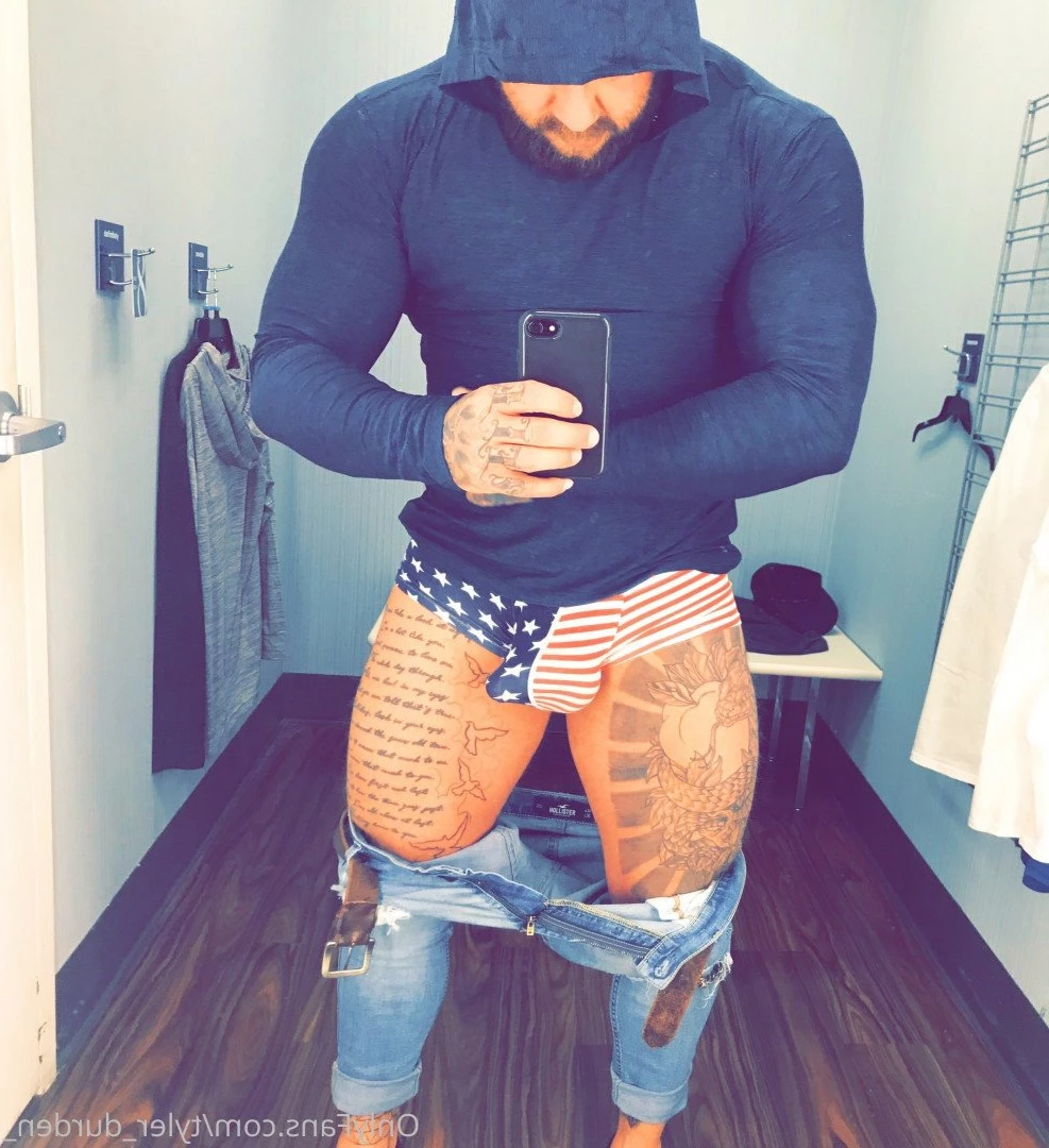 Durden [ tyler_durden_ ] Onlyfans leaked photo 4833497 on Hotleaks.tv