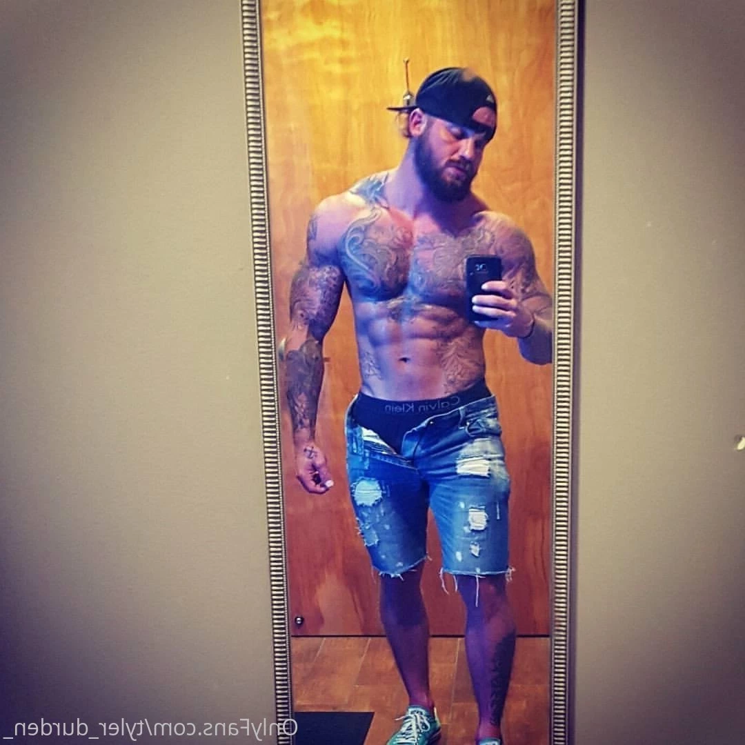 Durden [ tyler_durden_ ] Onlyfans leaked photo 10774373 on Hotleaks.tv