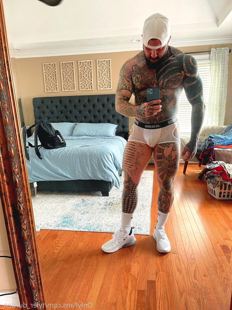 Durden [ tyler_durden_ ] Onlyfans leaked photo 10787243 on Hotleaks.tv