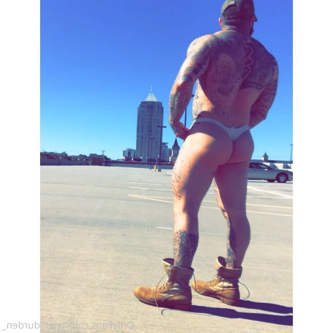 Durden [ tyler_durden_ ] Onlyfans leaked photo 10787824 on Hotleaks.tv