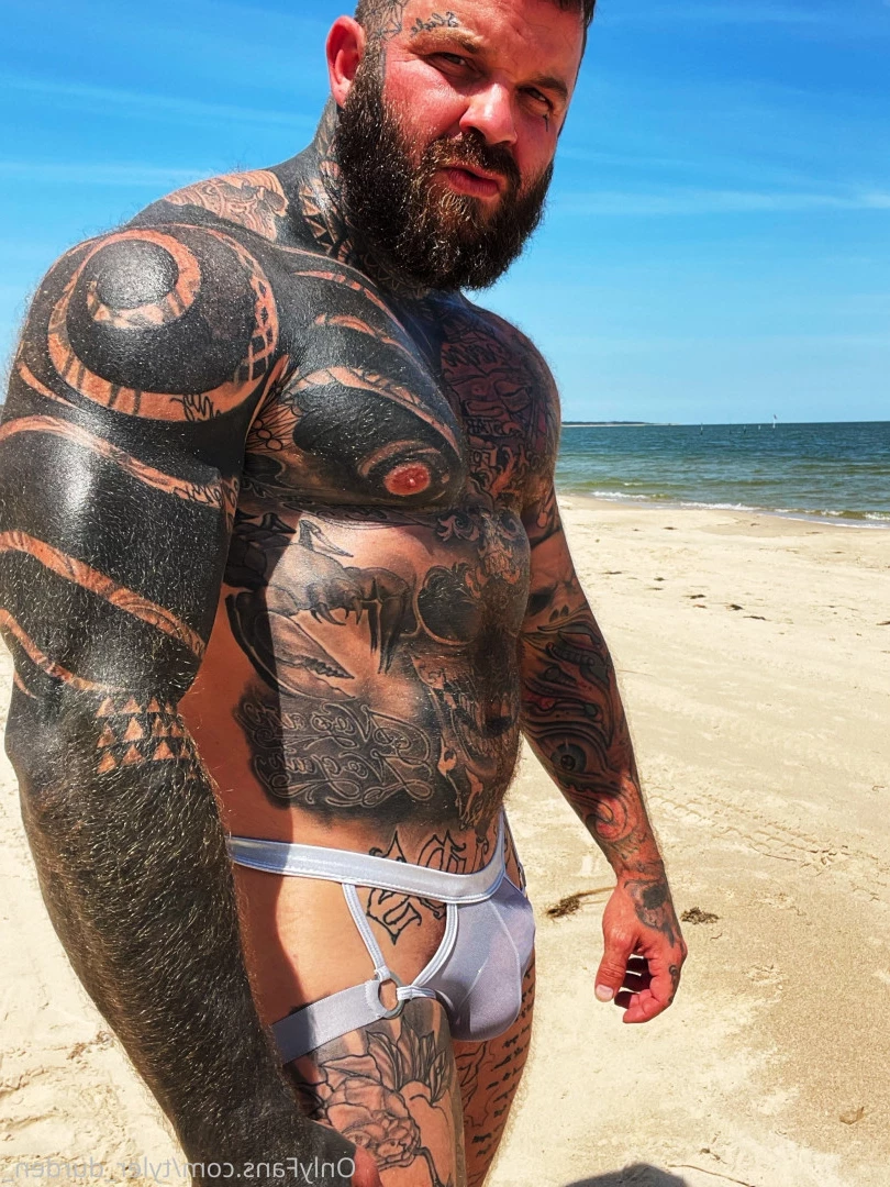 Durden [ tyler_durden_ ] Onlyfans leaked photo 10791790 on Hotleaks.tv