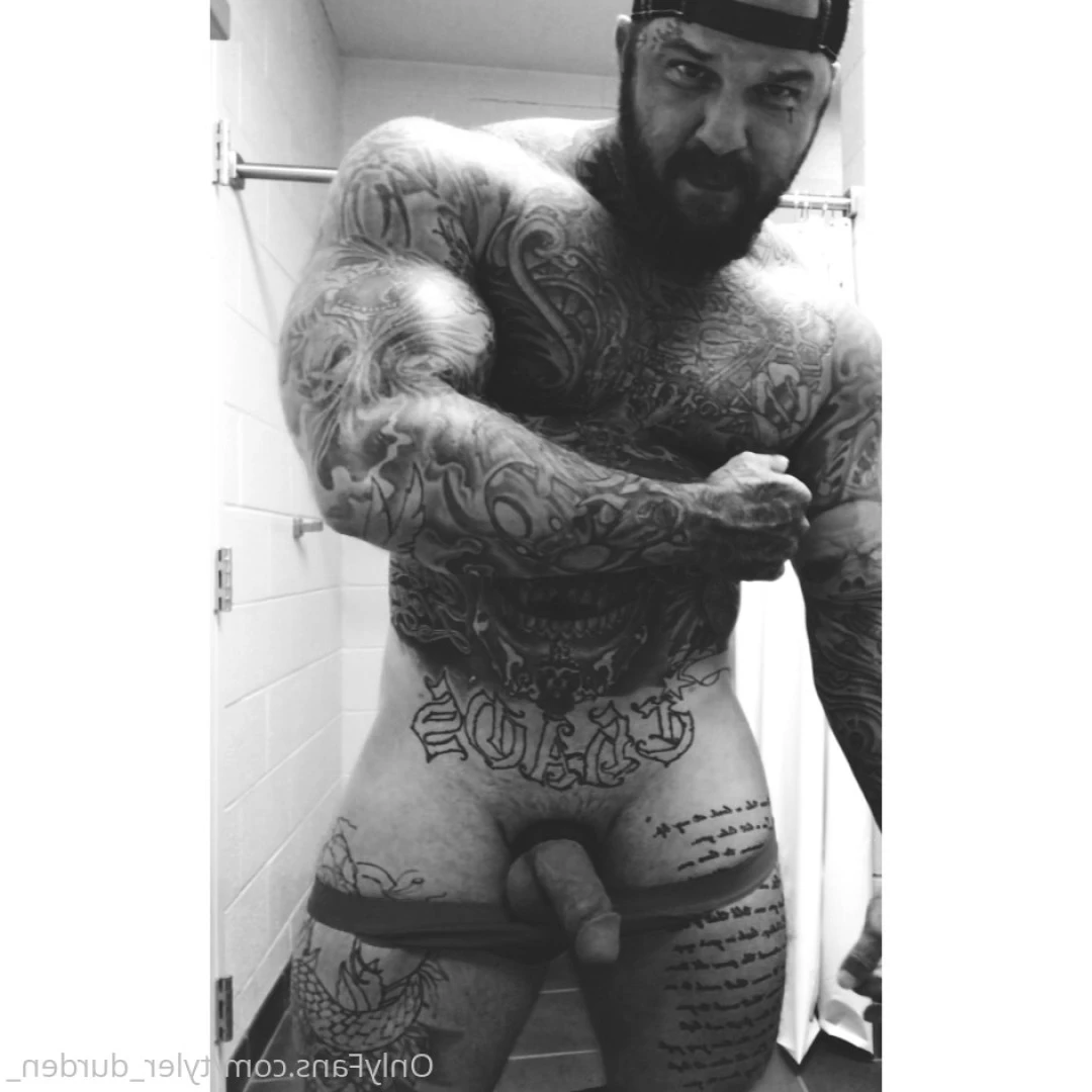 Durden [ tyler_durden_ ] Onlyfans leaked photo 10792617 on Hotleaks.tv