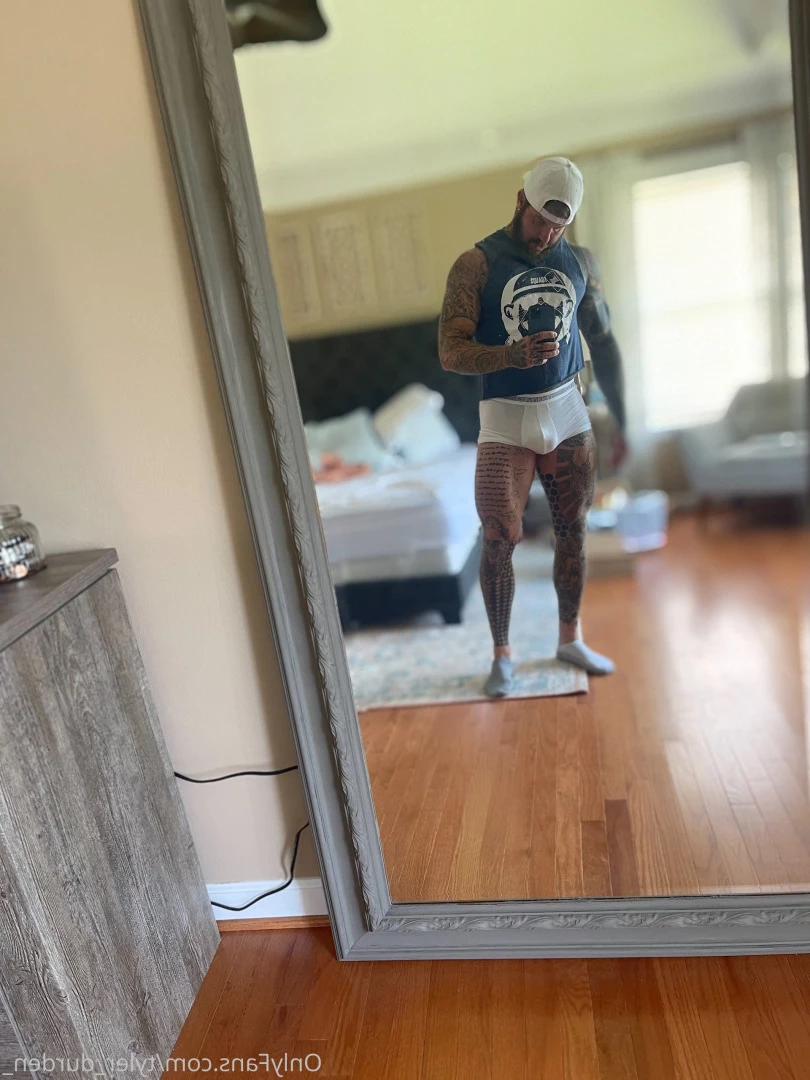 Durden [ tyler_durden_ ] Onlyfans leaked photo 10794733 on Hotleaks.tv
