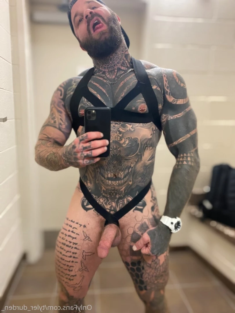 Durden [ tyler_durden_ ] Onlyfans leaked photo 10802800 on Hotleaks.tv