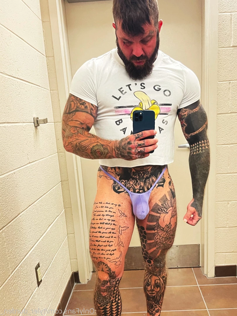 Durden [ tyler_durden_ ] Onlyfans leaked photo 10804258 on Hotleaks.tv