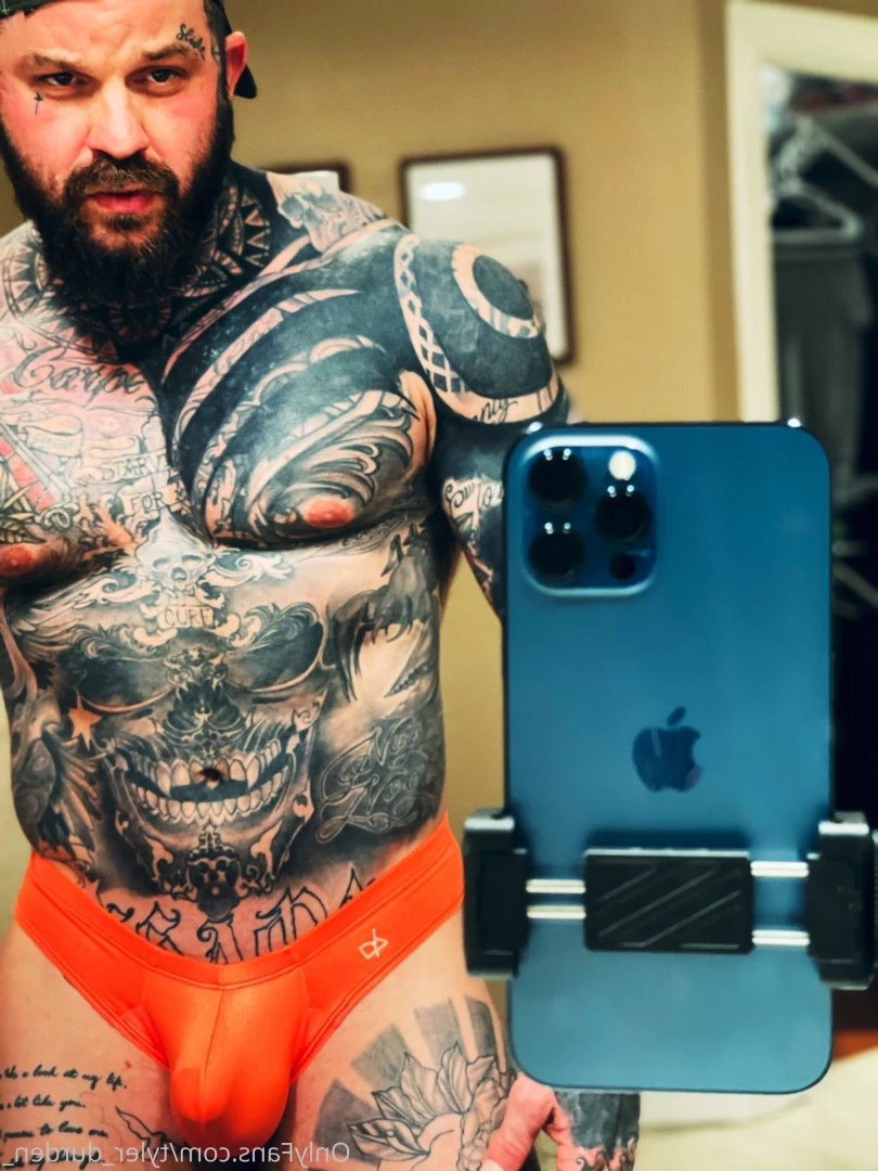 Durden [ tyler_durden_ ] Onlyfans leaked photo 10804608 on Hotleaks.tv